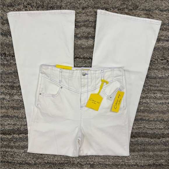 Circus By Sam Edelman Super High Flared Leg Jeans Sz 30 NWT | Flared Leg Jeans - - Picture 2 of 12